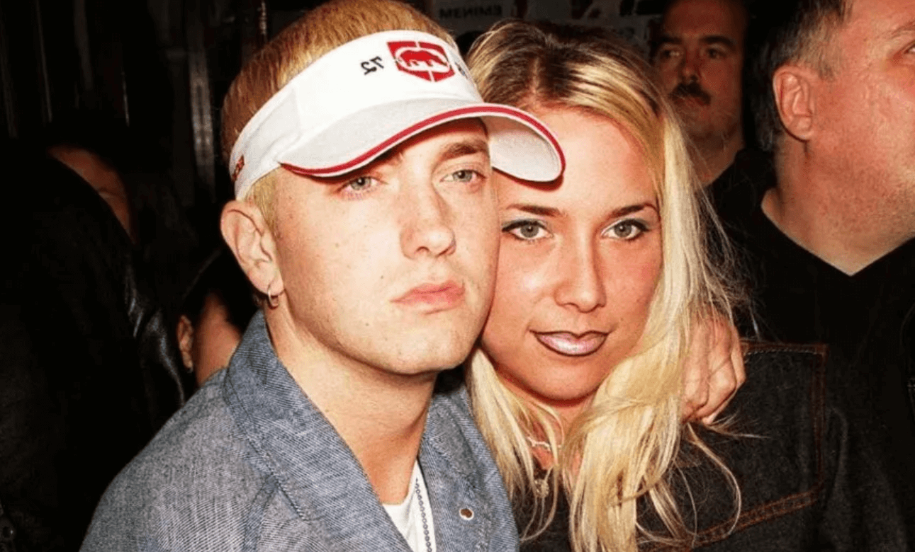 what eminem did to his sister?
